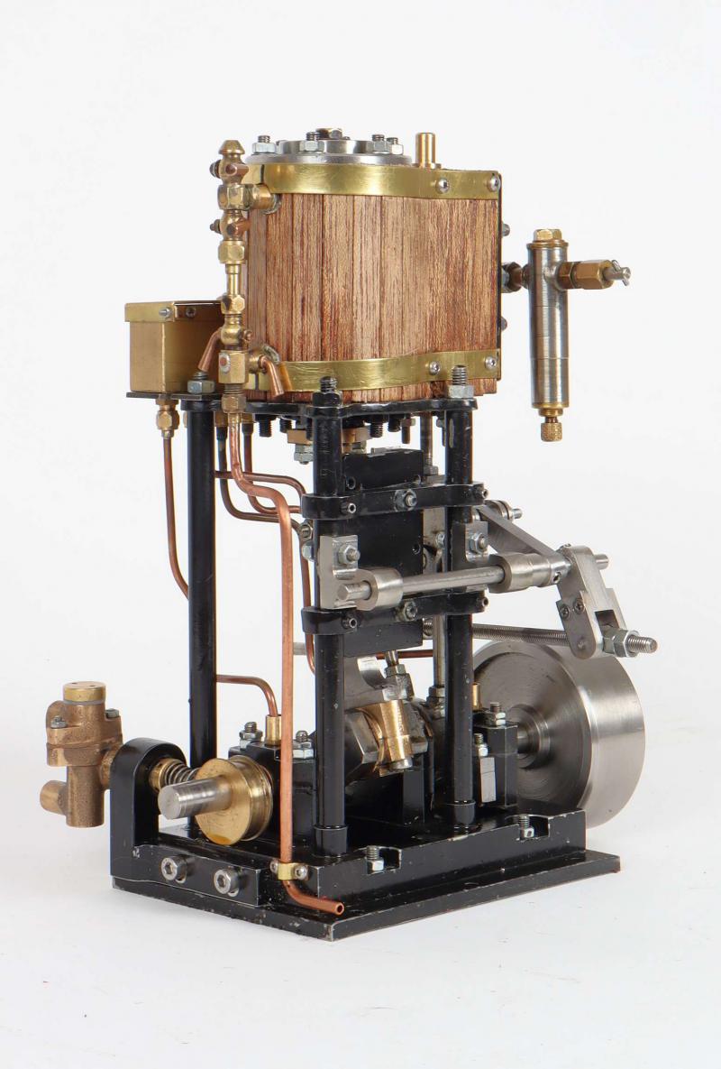 Single cylinder vertical engine