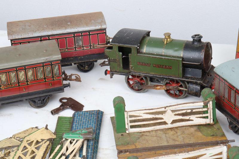 Assorted Hornby tinplate rolling stock, track & locomotive