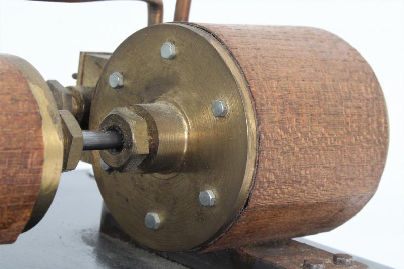 Tandem mill engine