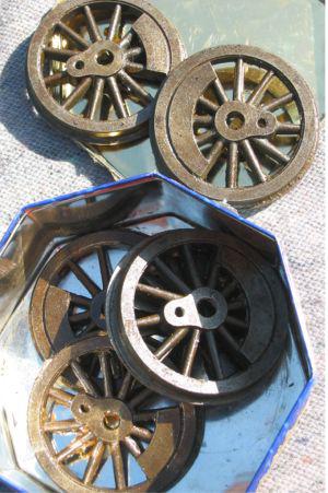 Set of machined 5 inch gauge Simplex wheels