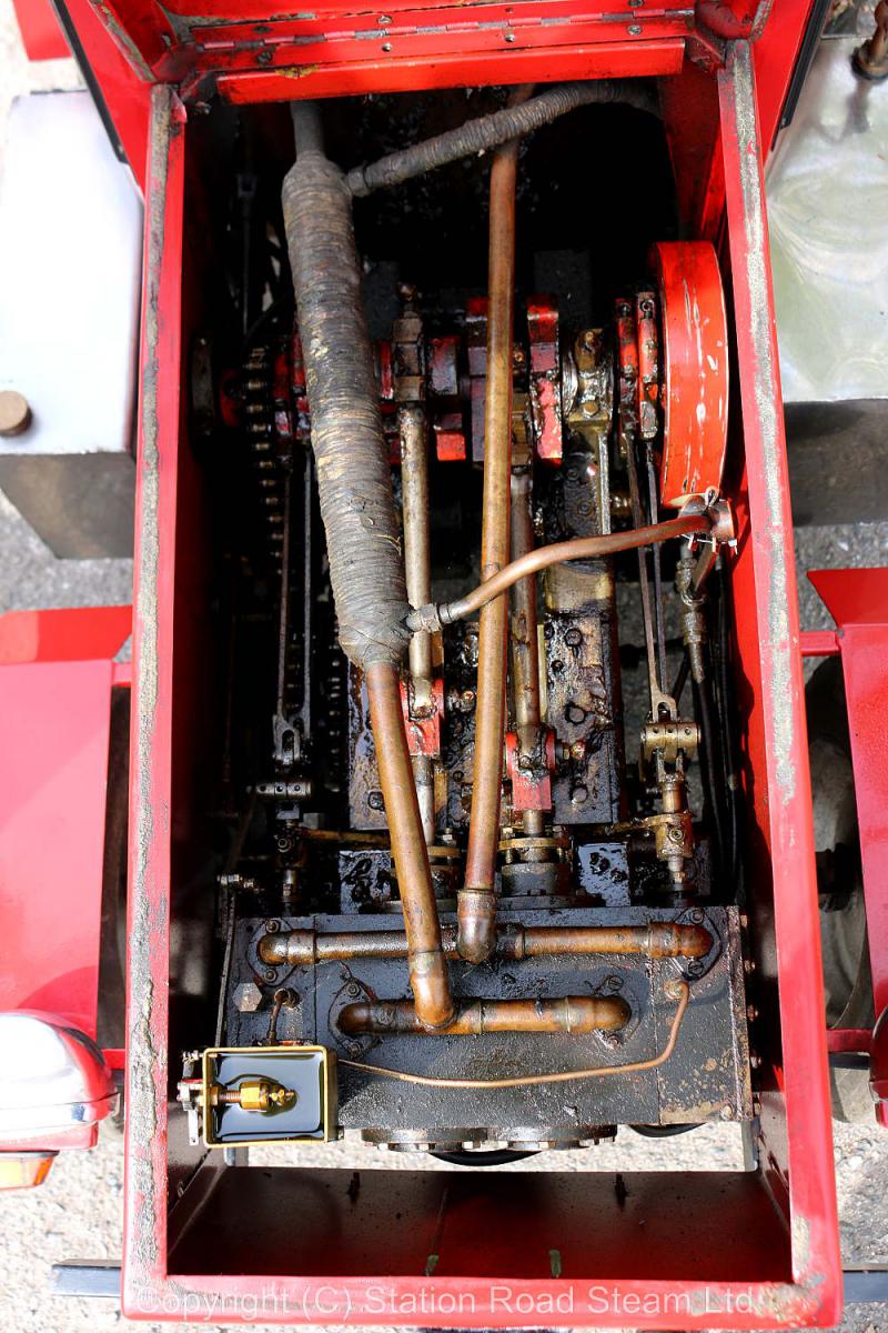 4 inch scale "Caradoc" steam tractor