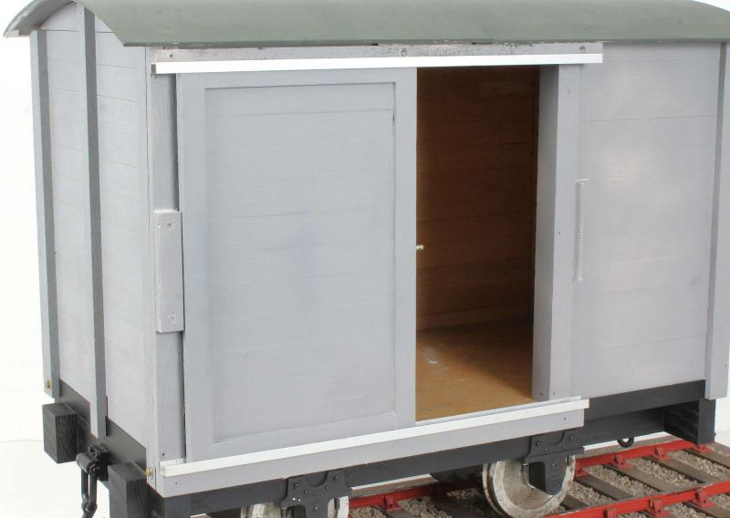 5 inch narrow gauge box van
