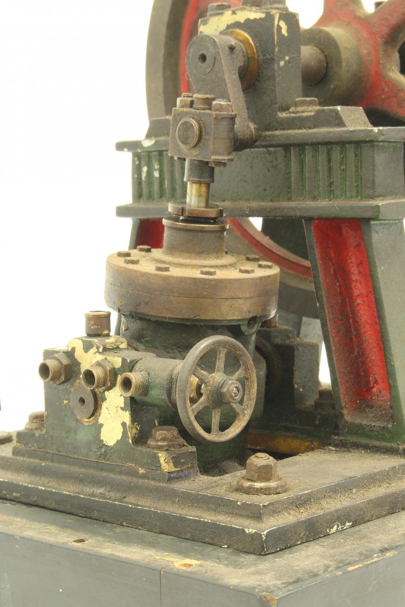 Large vintage inverted oscillating engine