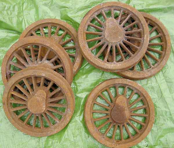 Set six 7 1/4 inch gauge 9 inch diameter driving wheel castings