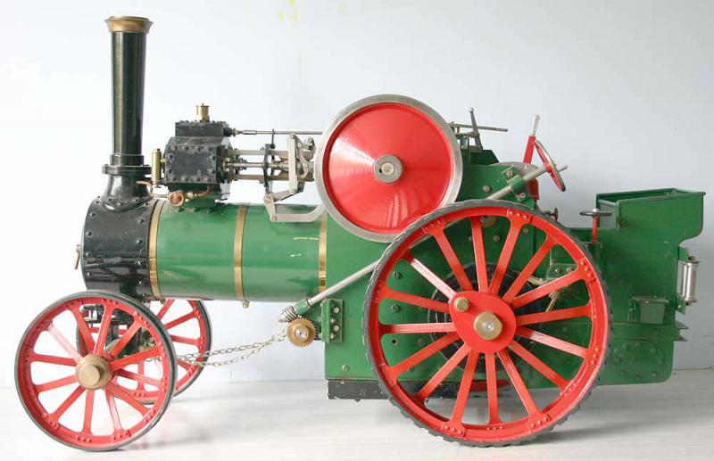 1 1/4 inch scale freelance twin cylinder traction engine
