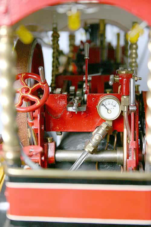 1 inch scale Minnie Showmans engine