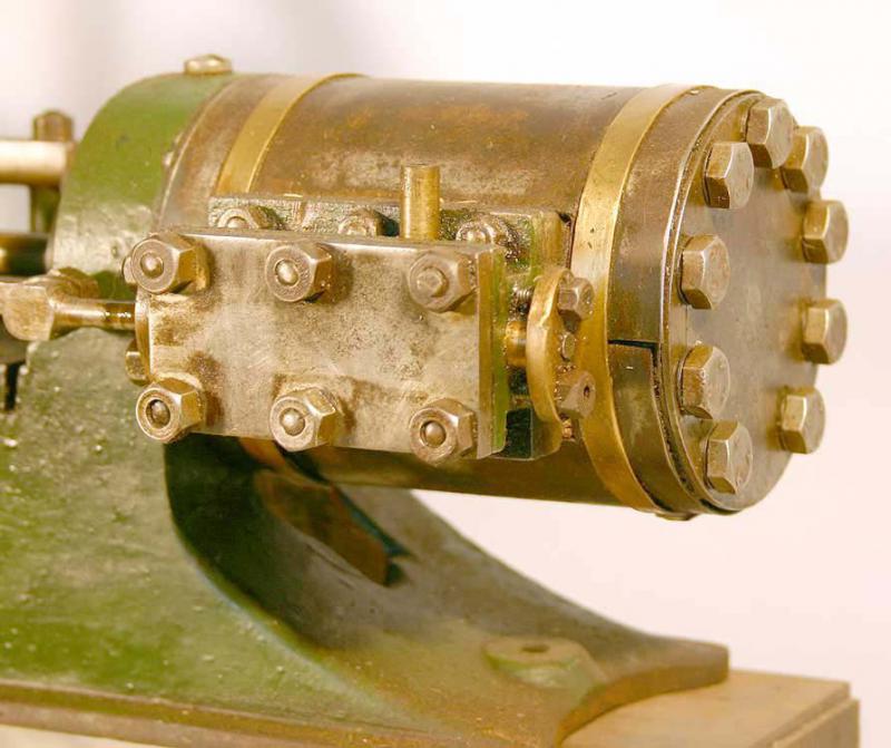 Old horizontal engine