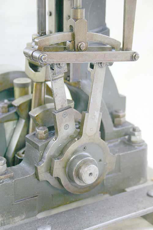 Clarkson vertical engine with reversing gear