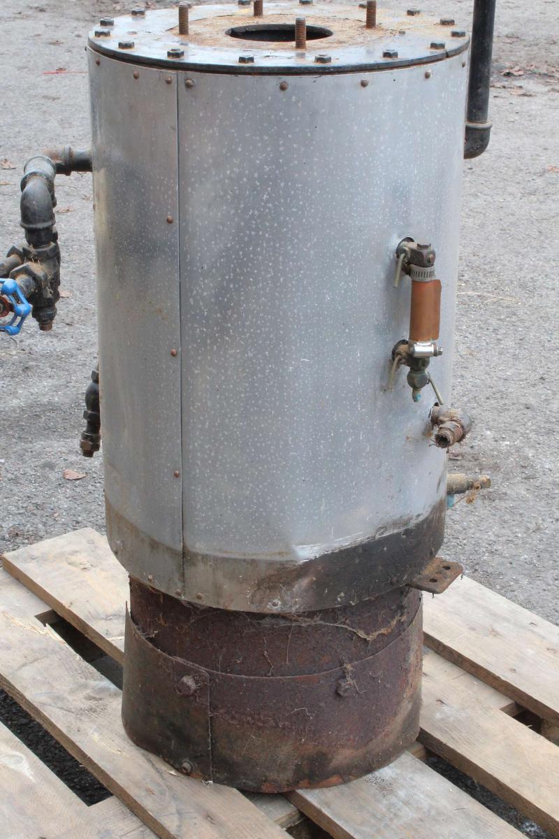 Large vertical multi-tube gas-fired boiler