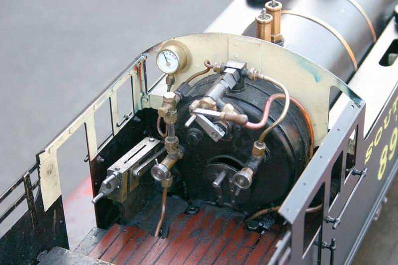 3 1/2 inch gauge 2-6-2 tank locomotive 