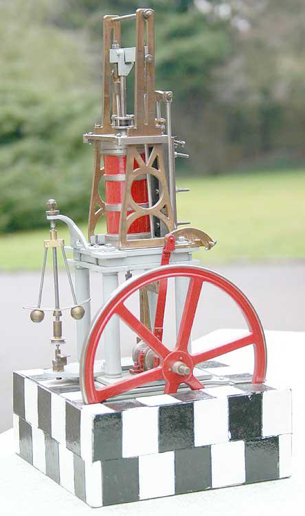 Stationary table engine