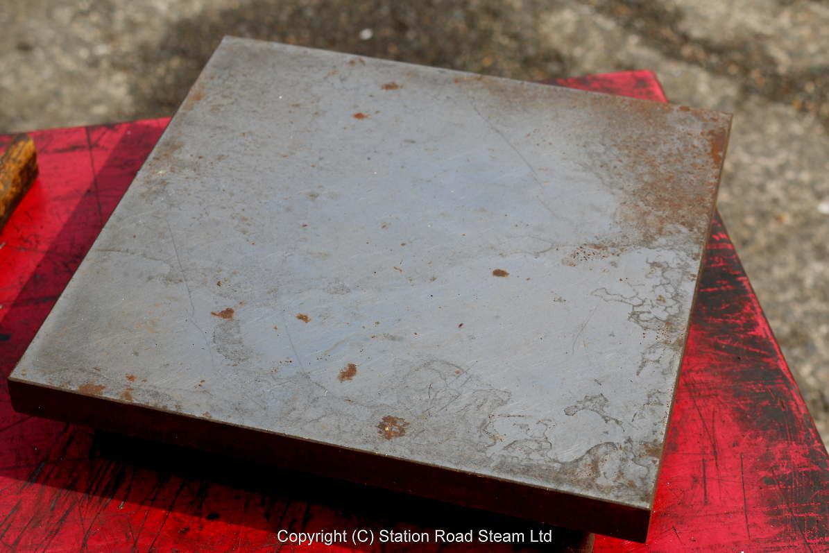 Surface plate with cover