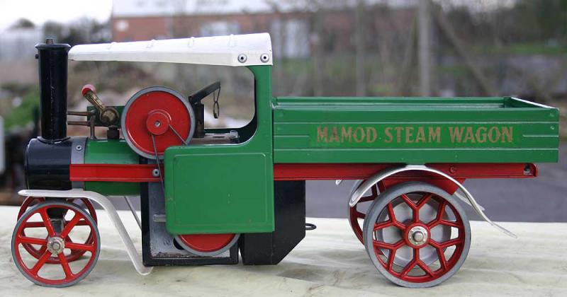 Mamod steam wagon