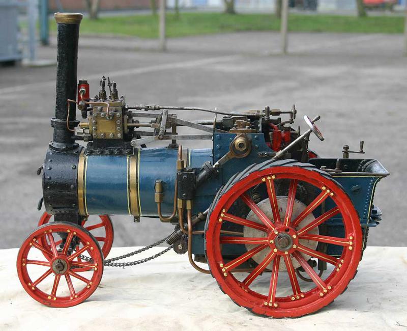 Freelance 1 inch scale traction engine