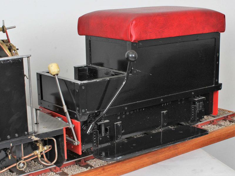 5 inch gauge "Sweet Pea" 0-4-0ST with driving truck