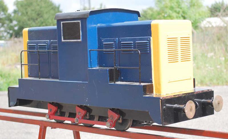 5 inch gauge 0-6-0 battery electric