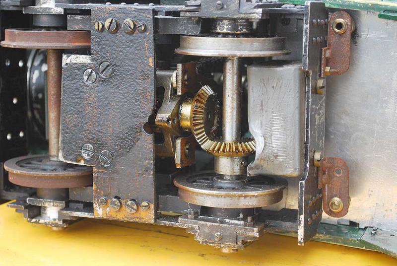 3 1/2 inch gauge BoBo electric shunter