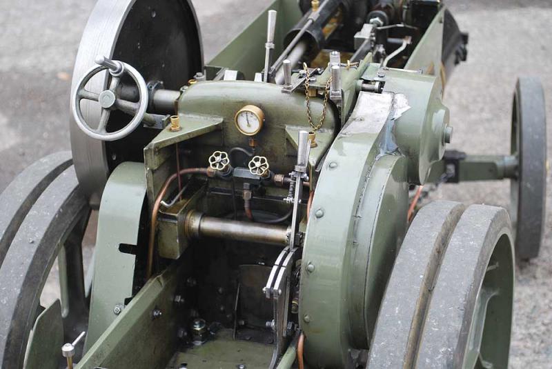 Maxitrak Aveling traction engine