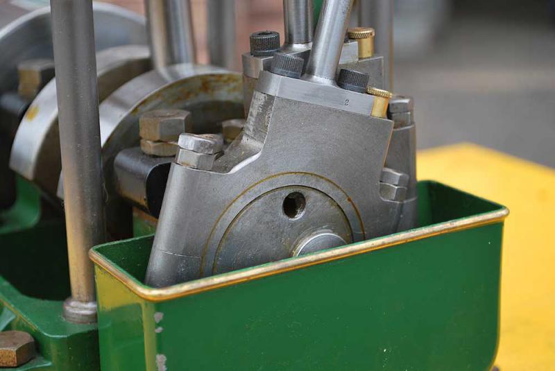 Greenly vertical engine with reversing gear