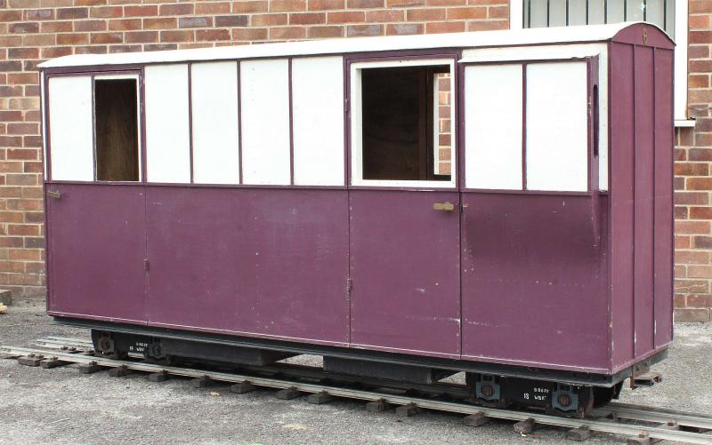 7 1/4 inch narrow gauge bogie coach