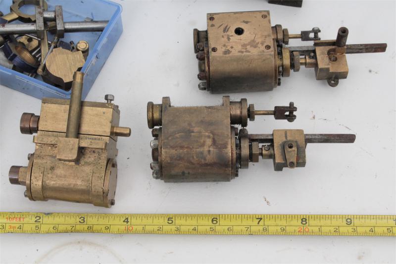 Assorted small cylinders & castings