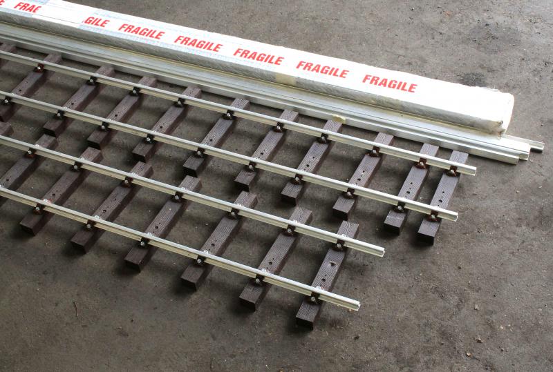 35 lengths new aluminium 16mm rail & 2 track panels