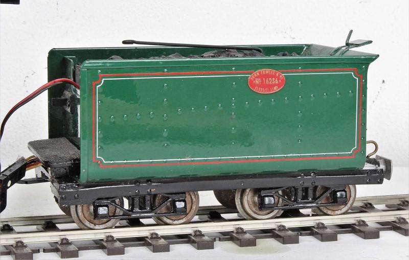 Roundhouse 45mm narrow gauge Fowler 0-6-2 "Inisfail"