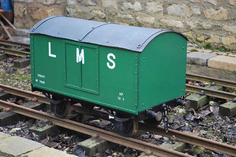 7 1/4 inch gauge box van(Green LMS)