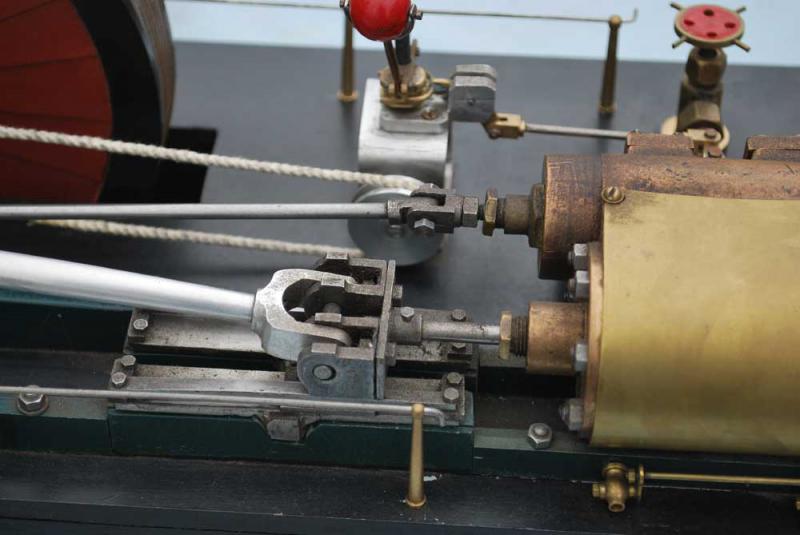 Piston valve scratchbuilt stationary engine