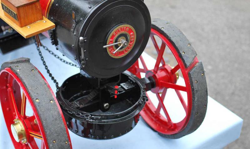 2 inch scale Ruston traction engine (red)