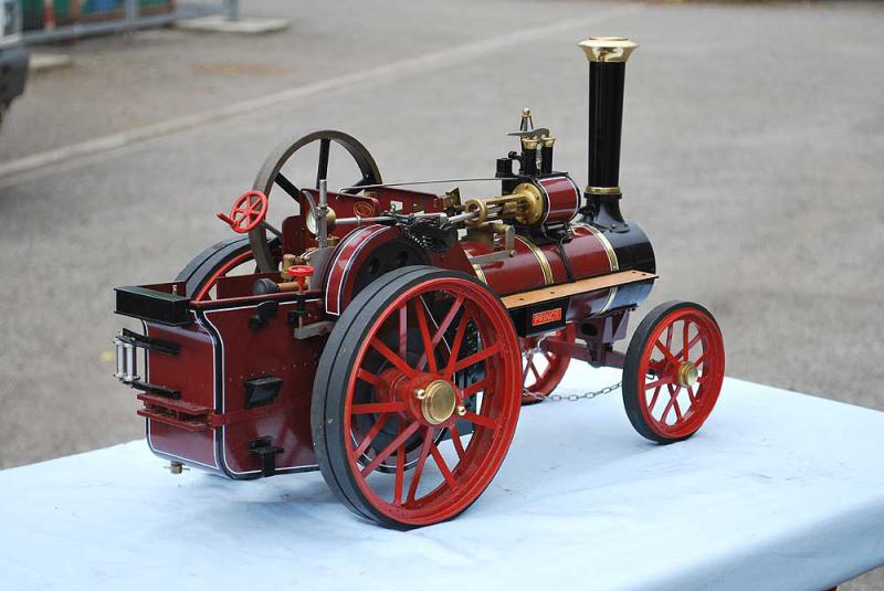Maxitrak 1 inch scale Burrell traction engine