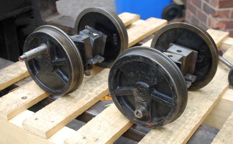 Pair 7 1/4 inch gauge locomotive wheelsets & brake handle