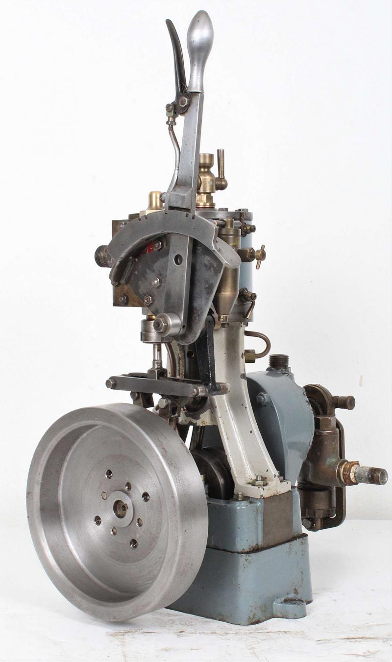 Stuart Turner 5A vertical engine with feed pump