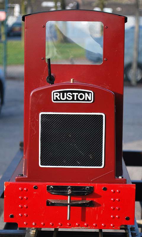 5 inch gauge Maxitrak Ruston battery shunter