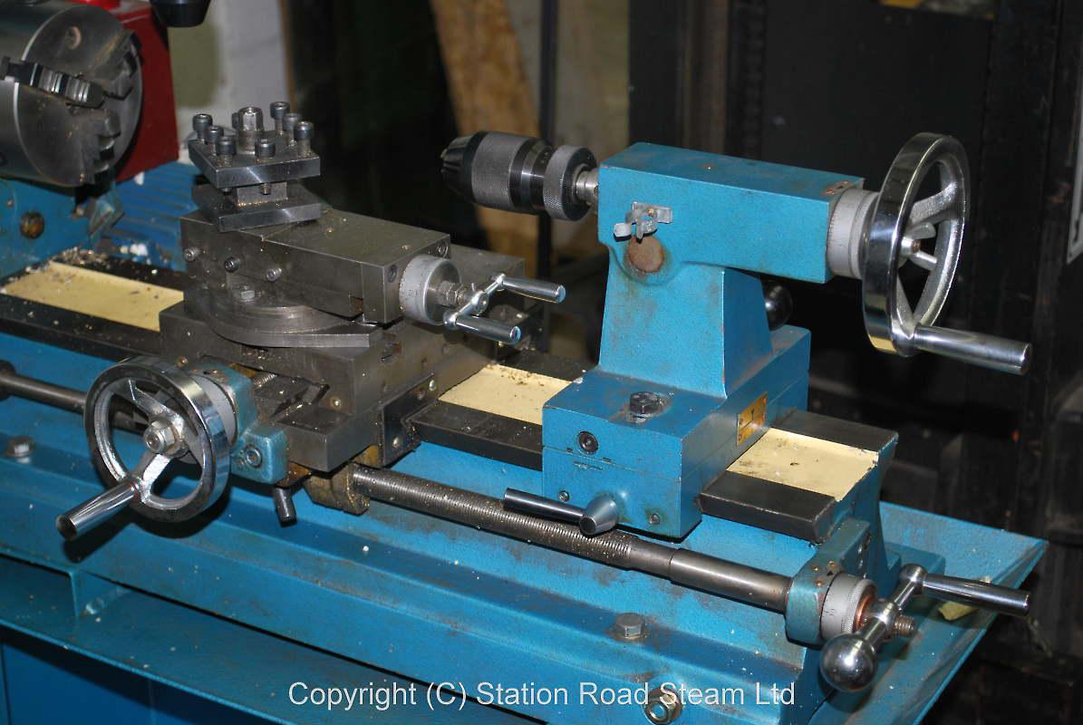 Lathe with milling attachment