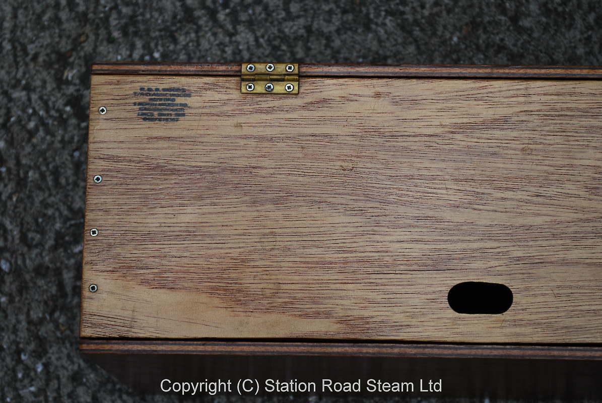 2 1/2 inch gauge wooden case