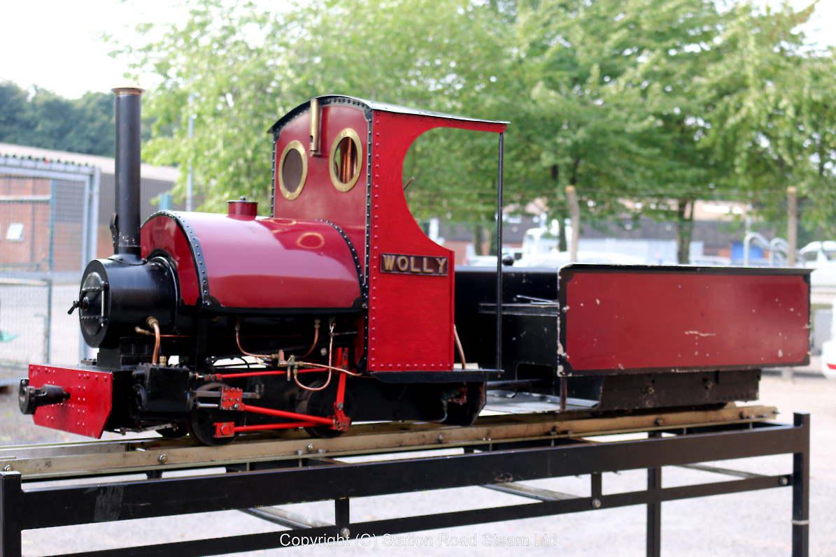 7 1/4 inch gauge 0-4-0ST with driving truck