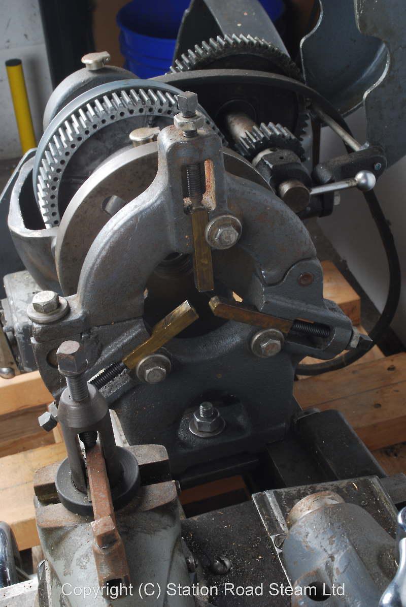 Atlas lathe with faceplate & steady