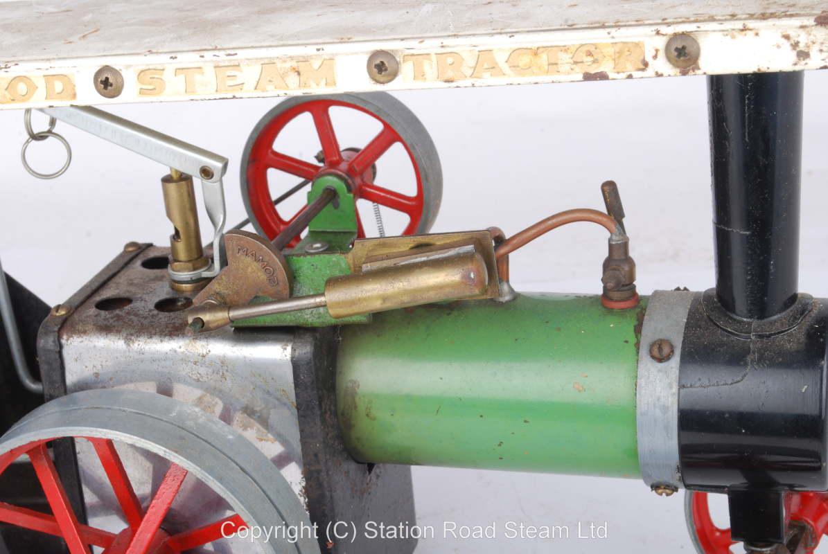 Mamod traction engine in box
