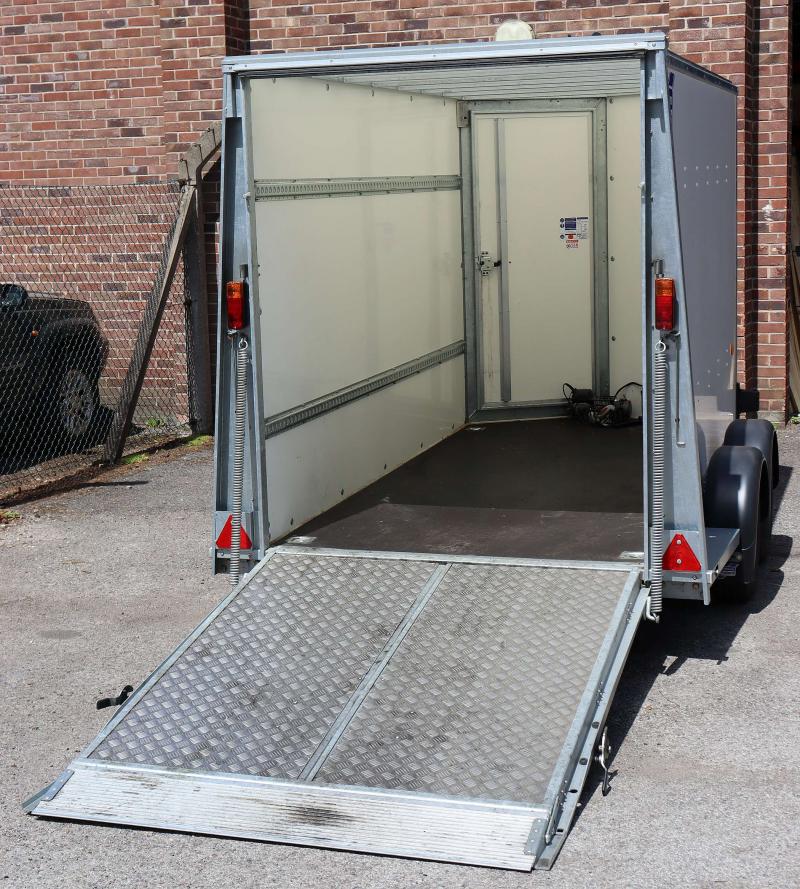 Ifor Williams BV105 twin axle box trailer with winch