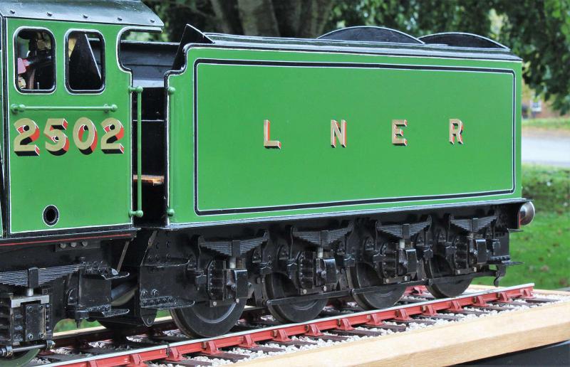 3 1/2 inch gauge LNER A3 Pacific No.2502 "Hyperion"