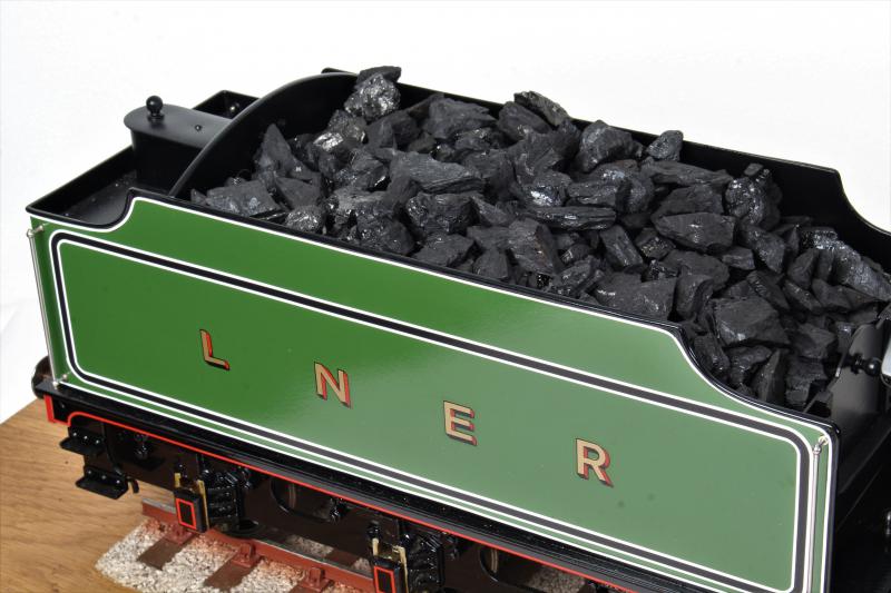 2 1/2 inch gauge LNER V2 "Green Arrow"