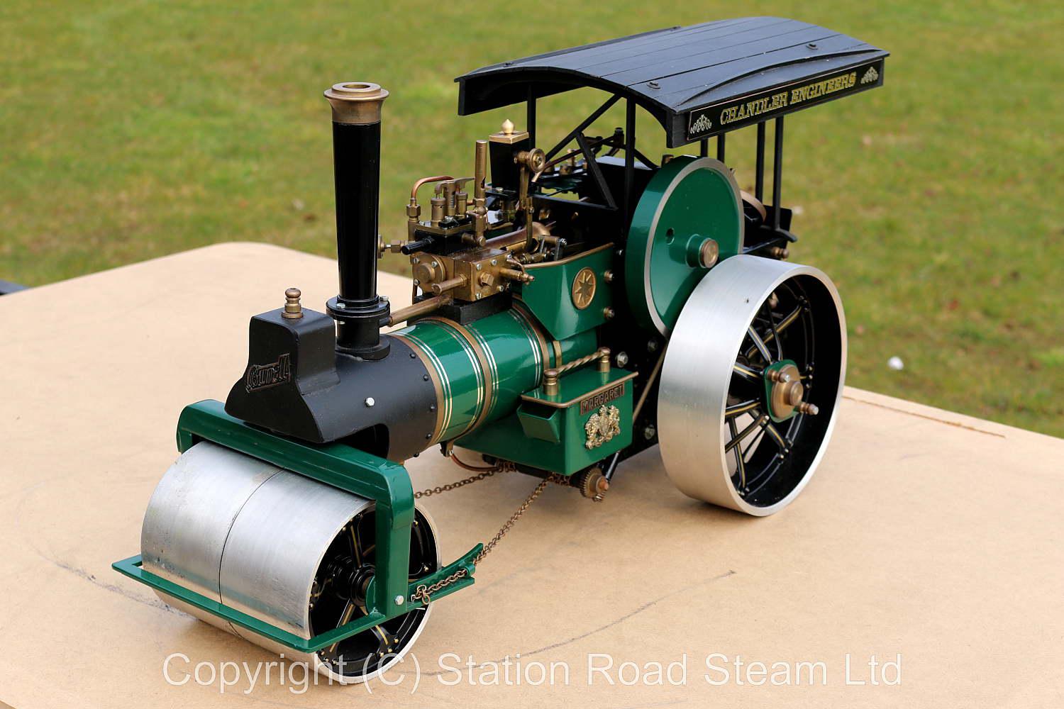 Markie gas-fired steam roller