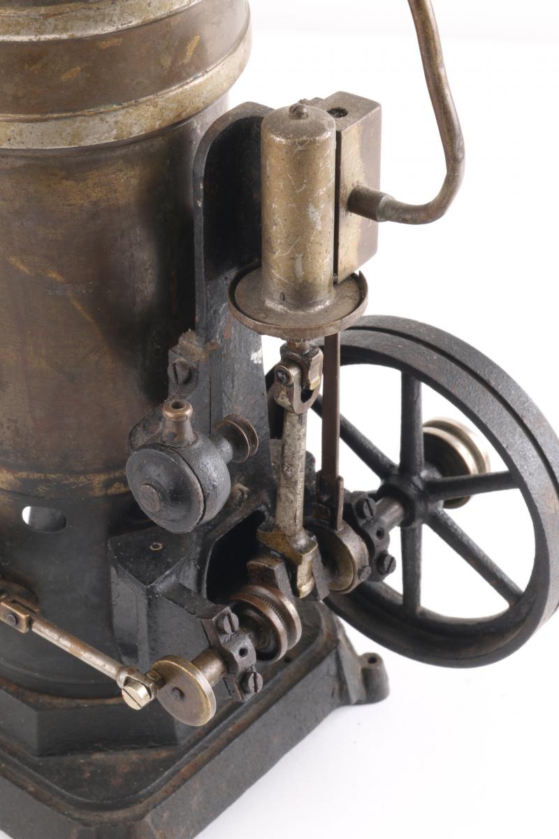 Bing vertical engine with pump for restoration