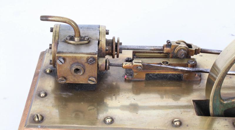 Small brass horizontal engine