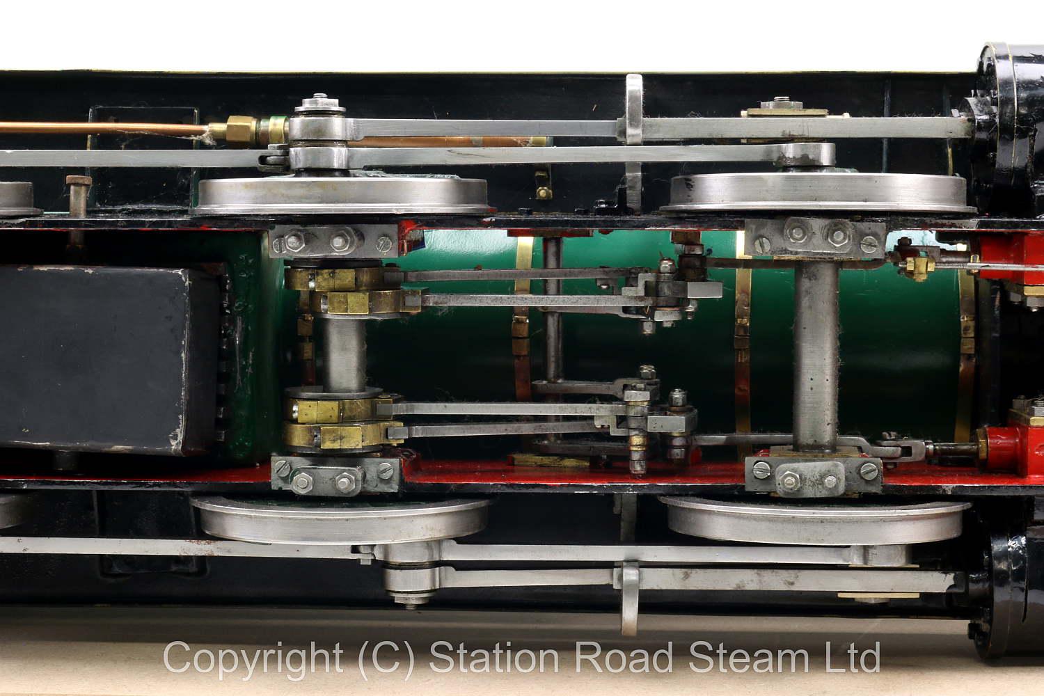 3 1/2 inch gauge GWR 0-6-0 tender locomotive 