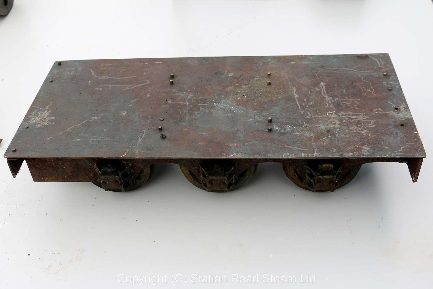 Ancient 3 1/2 inch gauge Atlantic chassis with boiler
