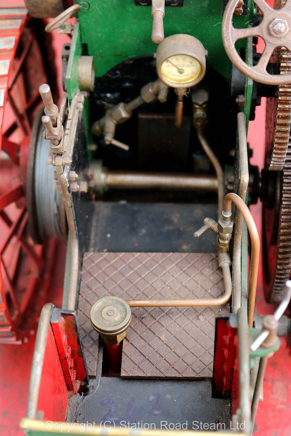 Freelance 1 1/2 inch scale traction engine