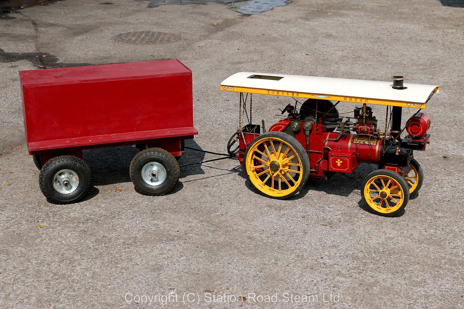 2 1/2 inch scale Showmans tractor with driving truck