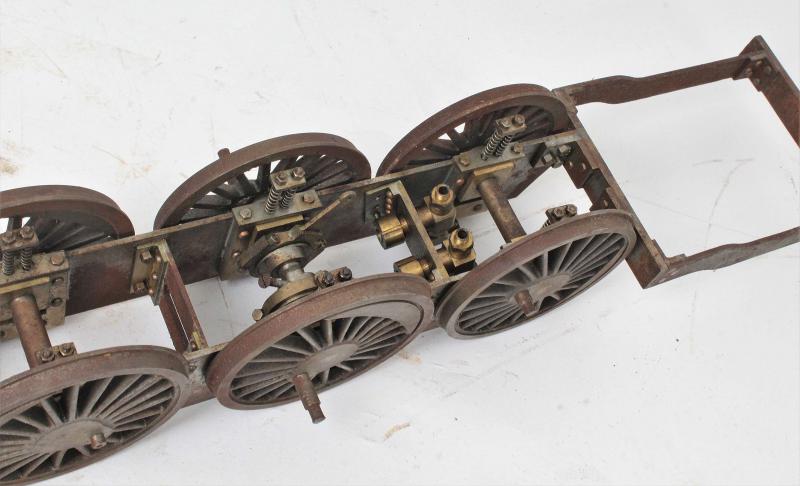 2 1/2 inch gauge Pacific chassis